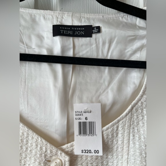 NWT Teri Jon Short Sleeve Blazer in White Size: 6 - Picture 3 of 3